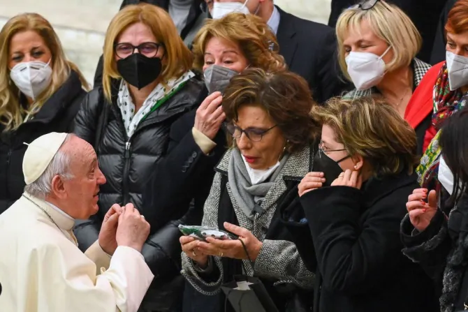 Pope Francis explains America Magazine why women cannot be ordained priests Catholic News Agency