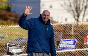 Democrat U.S. Senate candidate John Fetterman arrives to cast his ballot at New Hope Baptist Church in Braddock, Pennsylvania, on Nov. 8, 2022. Photo by ANGELA WEISS/AFP via Getty Images