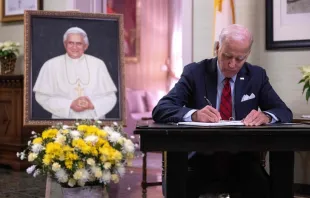 U.S. President Joe Biden signs the condolence book for Pope Emeritus Benedict XVI at the Apostolic Nunciature of the Holy See in Washington, D.C., on Jan. 5, 2023. Photo by JIM WATSON/AFP via Getty Images