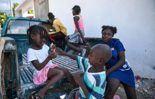 Families fleeing gang violence gather in Delmas 75 comune, Port-au-Prince, Haiti, on June 28, 2023. Credit: RICHARD PIERRIN/AFP via Getty Images