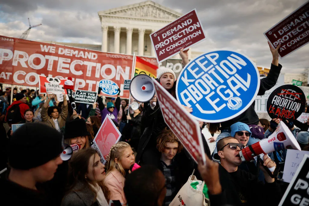 Pro-life and abortion rights activists protest during the 50th annual March for Life rally in front of the U.S. Supreme Court on Jan. 20, 2023, in Washington, D.C.?w=200&h=150