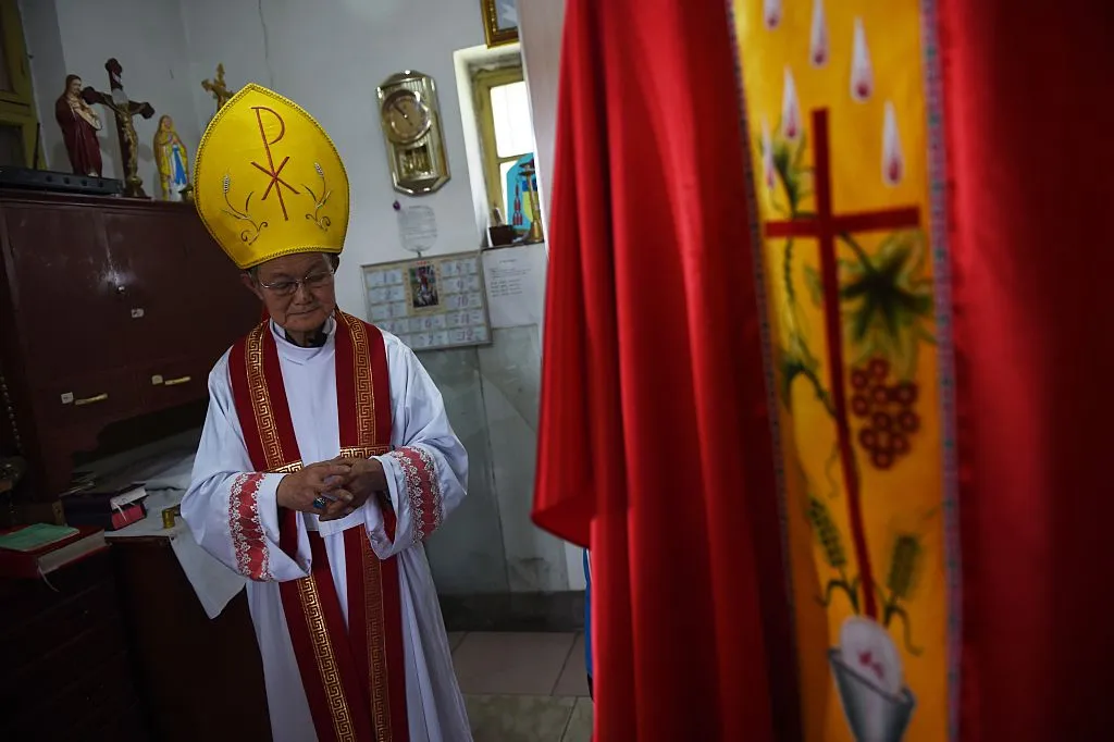 A Vatican delegation sent to China between Aug. 28 and Sept. 2, 2022, visited 92-year-old Bishop Melchior Shi Hongzhen, seen here in a photo taken on May 24, 2015. The visit was a strong signal from the Holy See that despite the desire to carry on a dialogue, the situation of Catholics in China has not been forgotten.?w=200&h=150