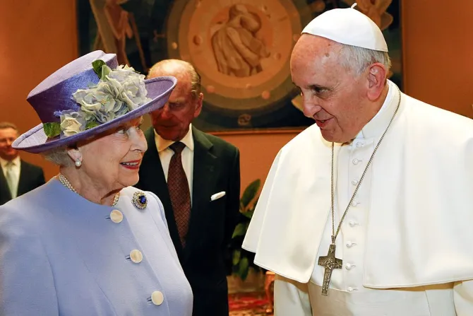 queen Elizabeth pope Francis