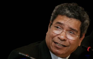 Carlos Ximenes Felipe Belo, who won the Nobel Peace Prize for efforts related to East Timor, speaks during an Indonesian Commission of Truth and Friendship (CTF) public hearing in Jakarta, March 26 March. Photo credit: AHMAD ZAMRONI/AFP via Getty Images