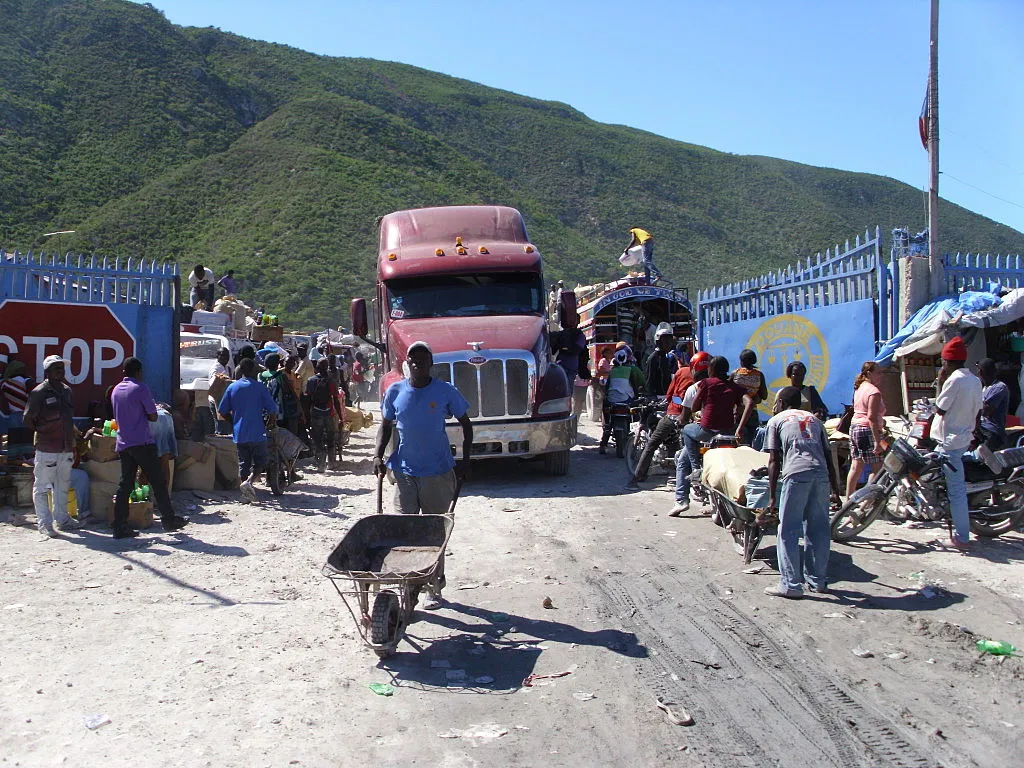 A border crossing between Haiti and the Dominican Republic near Jimaní in November 2014.?w=200&h=150
