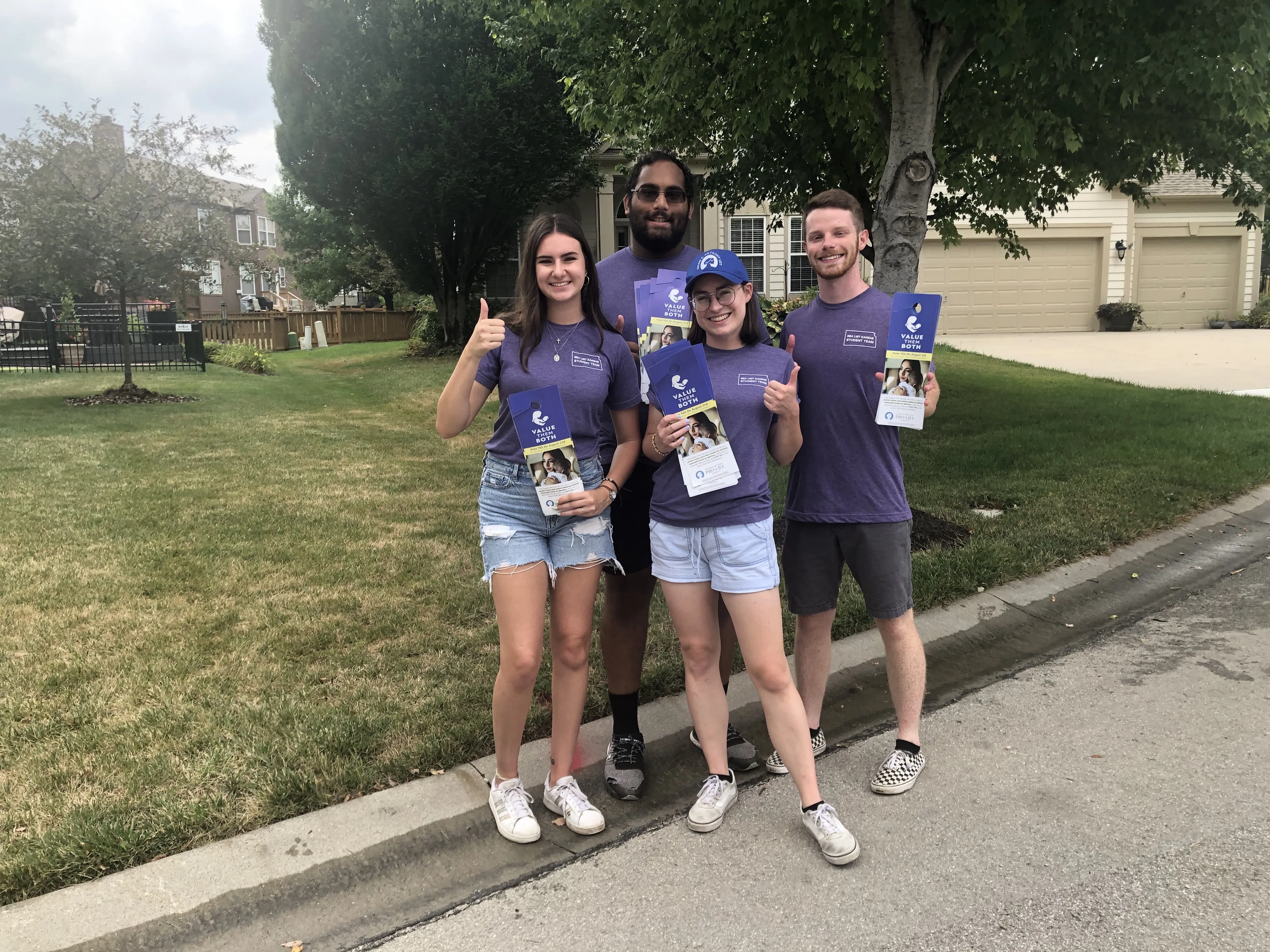 Student canvassers from Susan B. Anthony Pro-Life America visit voters in Olathe, Kan., July 28, 2022.?w=200&h=150