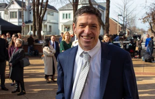 Catholic speaker John O’Leary stands on the set of “On Fire,” his biographical movie, on Dec. 8, 2023. Credit: Jonah McKeown/CNA