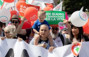 Participants in Italy's pro-life demonstration in Rome on May 21, 2022. Credit: Daniel Ibáñez/CNA