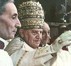 Pope John XXIII’s coronation. Photo credit: Maryknoll Fathers, Maryknoll, N.Y./Wikipedia