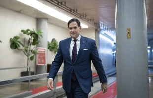 United States Sen. Marco Rubio, R-Florida, on his way to a vote in the U.S. Capitol on Dec. 2, 2021. Credit: Drew Angerer/Getty Images