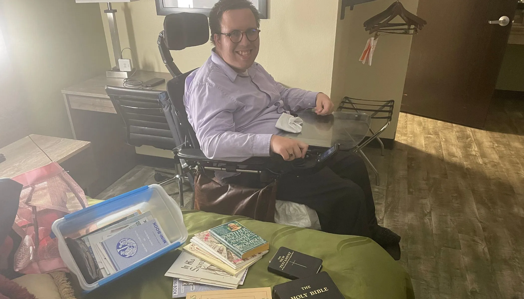 Michael Ham, 33, suffers from a rare form of muscular dystrophy. He wants his last trip to be a visit to the campus of EWTN to say “thank you” to Mother Angelica and to the network for their role in his life.?w=200&h=150