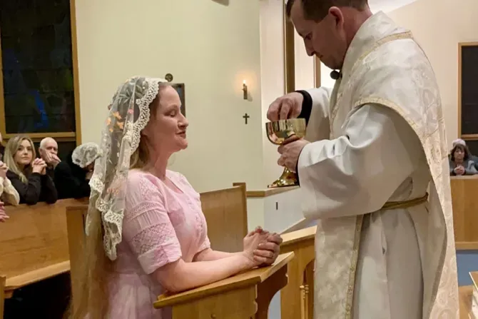 Bree Solstad, a young woman who previously produced and acted in the pornography industry, is among the adult converts who entered the Catholic Church at the Easter Vigil this year on March 30, 2024.?w=200&h=150