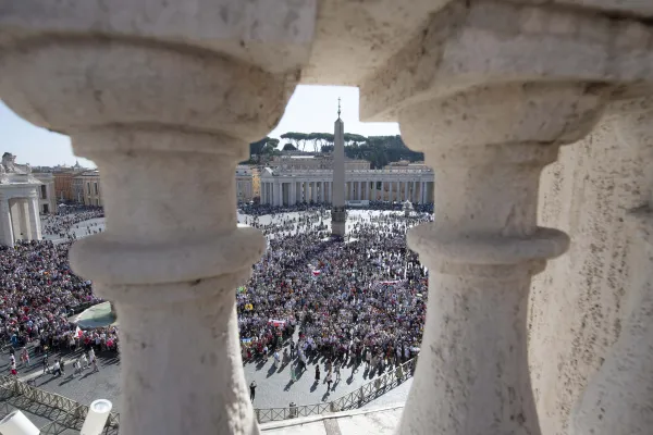 A large crowd gathered in St. Peter's Square for Pope Francis' Sunday message and Angelus on Oct. 8, 2023. Credit: Vatican Media