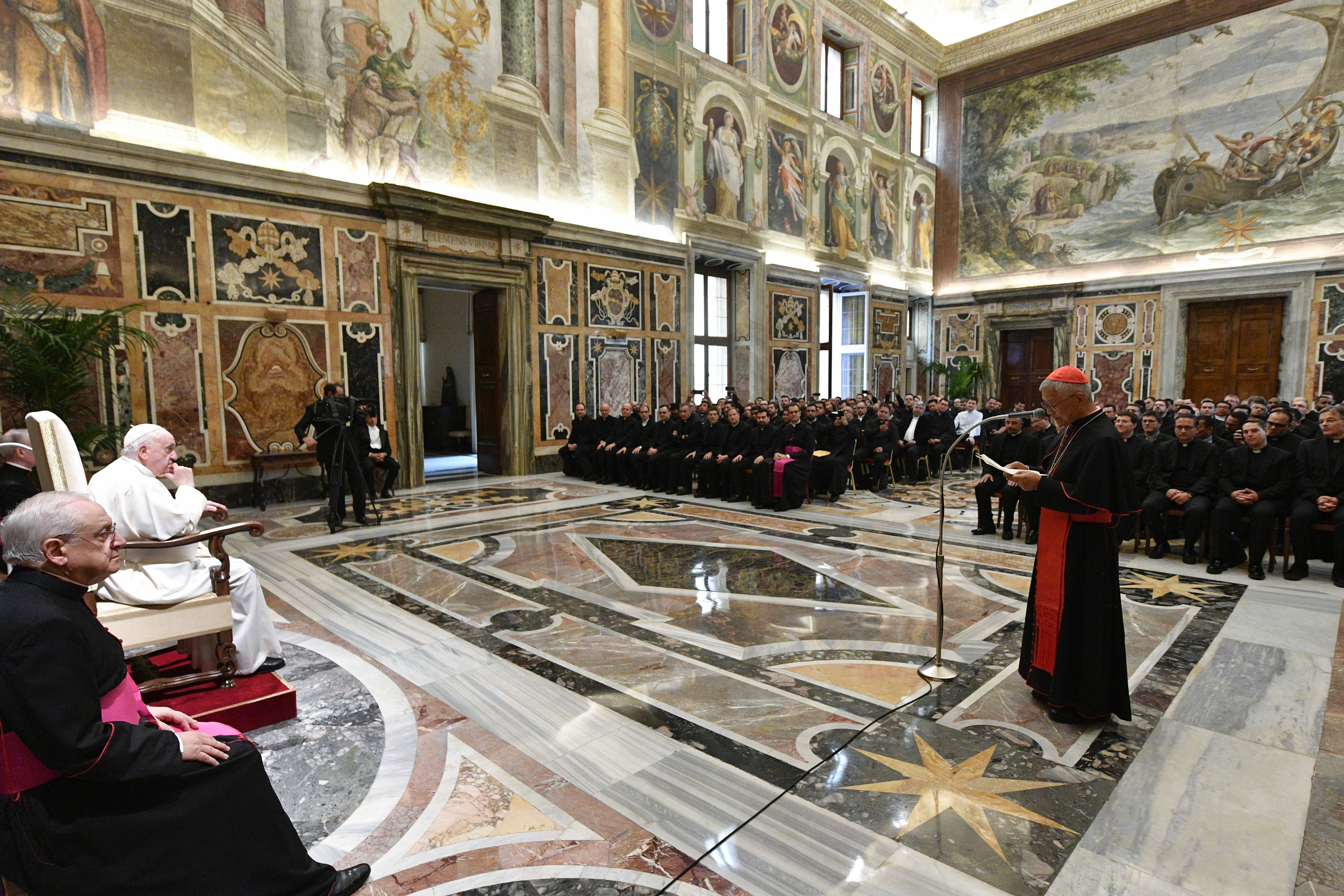 Pope Francis meets with rectors and formators from Latin America at the Vatican Nov. 10, 2022.?w=200&h=150