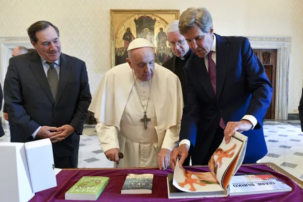 Pope Francis meets with John Kerry, U.S. President Joe Biden’s climate envoy, at the Vatican on June 19, 2023. At left is U.S. Ambassador to the Holy See Joe Donnelly. Credit: Vatican Media