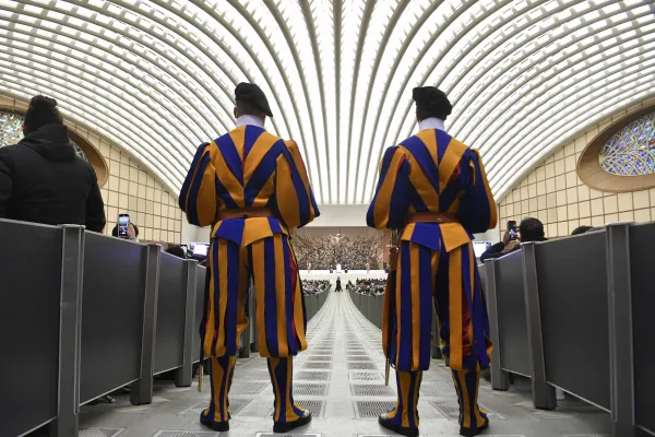 Swiss Guards stand in the middle of Paul VI Hall during Pope Francis’ general audience on Jan. 10, 2024. Credit: Vatican Media