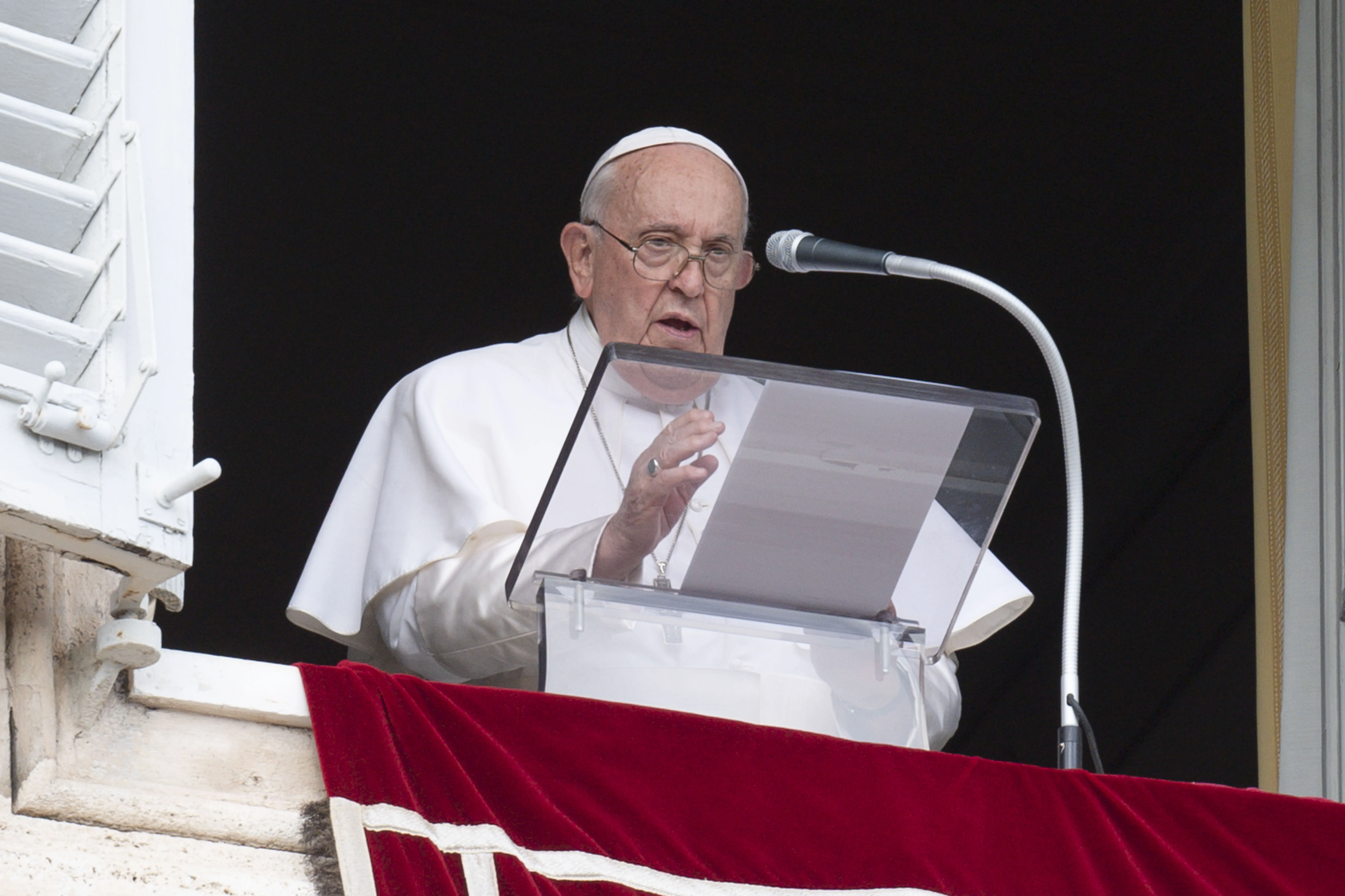 Pope Francis addresses nearly 20,000 faithful at his Sunday Angelus address on Oct. 29, 2023.?w=200&h=150