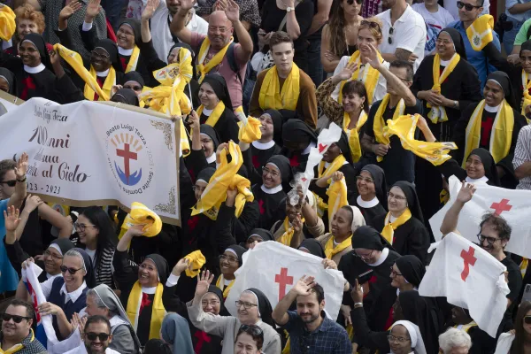 Pilgrims cheer during Pope Francis’ Sunday Angelus on Oct. 29, 2023. Credit: Vatican Media