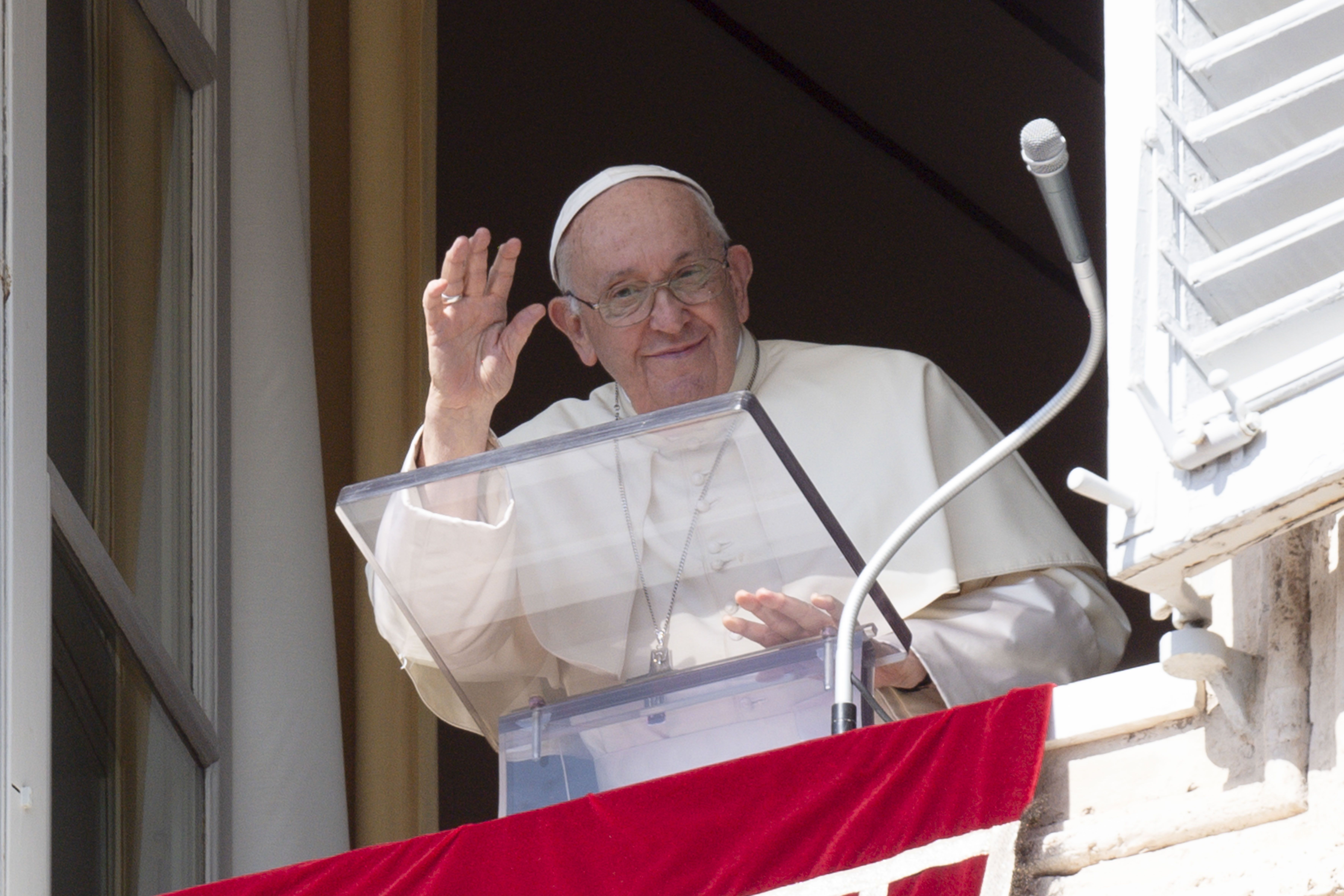 Pope Francis: Do not forget your life and faith are a gift from God