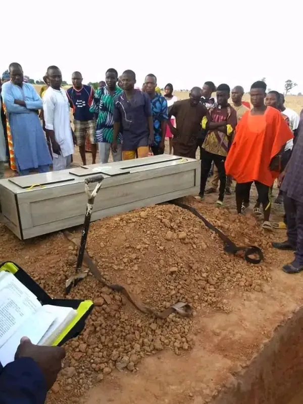 Relatives of Deborah Emmanuel at her burial in Niger State, Nigeria. Courtesy of the Emmanuel family