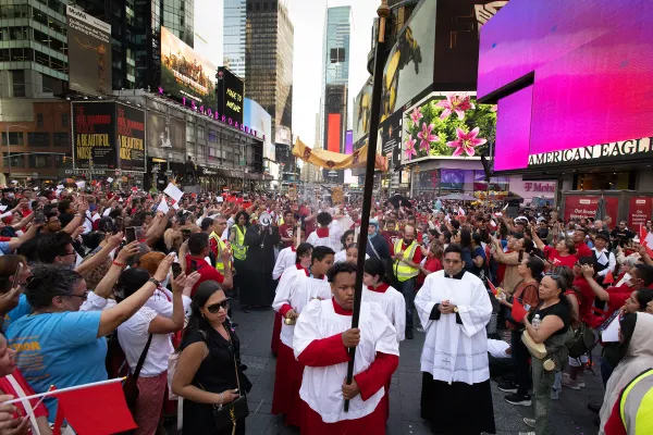 Thousands of people gathered in Times Square for a eucharistic procession in New York City on May 27, 2023. Credit: Jeffrey Bruno/CNA