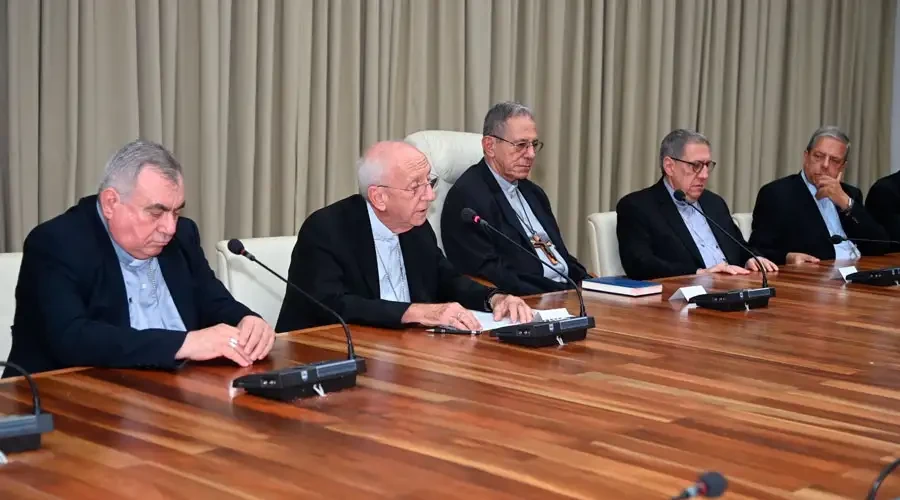 The bishops of Cuba meet with the government April 26, 2023.?w=200&h=150