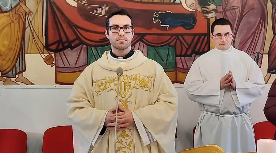 Father Pedro Zafra says Mass in Kyiv.