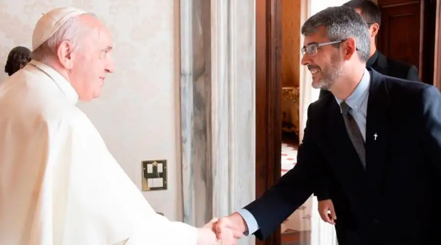 Pope Francis greets José David Correa González, superior general of the Sodalitium Christianae Vitae, at the Vatican, Oct. 30, 2021.?w=200&h=150