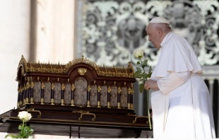 Pope Francis prayed before a relic of St. Therese of Lisieux at the beginning of his general audience in St. Peter's Square, and shortly before going to the hospital for an abdominal surgery, on June 7, 2023. Daniel Ibanez/CNA