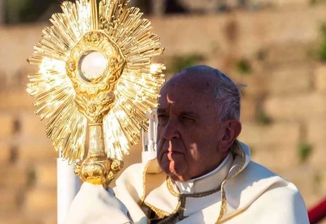 On the solemnity of Corpus Christi,  the Eucharist — the real presence of Christ — is given public and solemn adoration, love, and gratitude.?w=200&h=150
