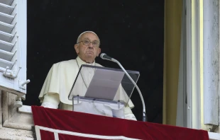 On the solemnity of Corpus Christi, Pope Francis explained that just as Jesus “did not keep his life for himself, but gave it to us,” so too are Christians called to make their lives a gift for others. Credit: Vatican Media