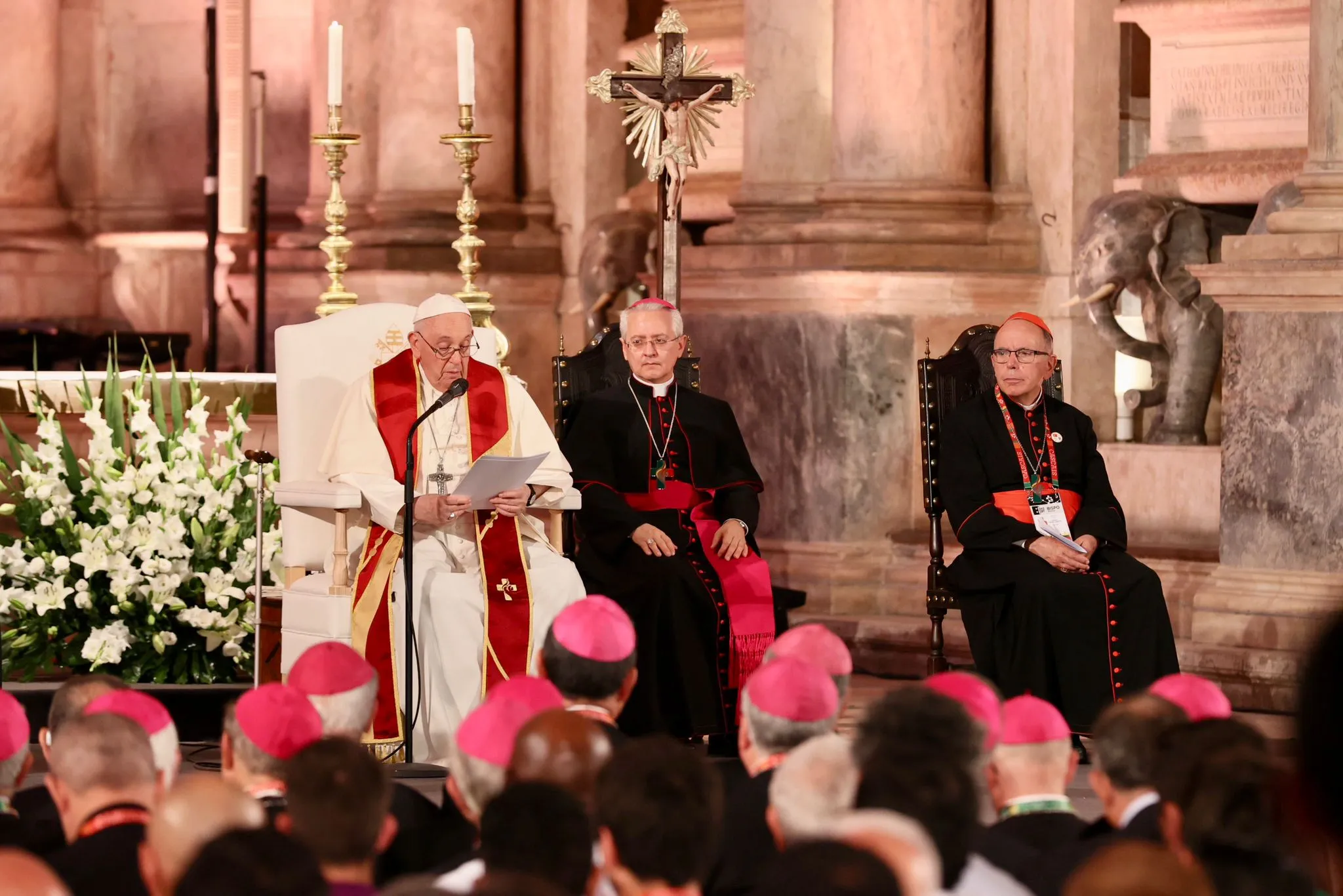 Pope Francis participates in vespers at Jerónimos Monastery in Portugal, Aug. 2, 2023.?w=200&h=150
