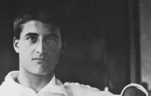 Blessed Pier Giorgio Frassati, who died at the age of 24 in 1925, is beloved by many Catholic young people today for his enthusiastic witness to holiness that reaches “to the heights.” Credit: Public Domain