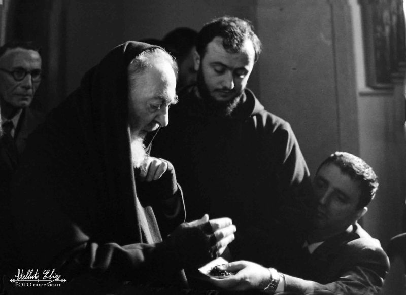 PHOTOS: Foundation releases never-before-seen images of Padre Pio