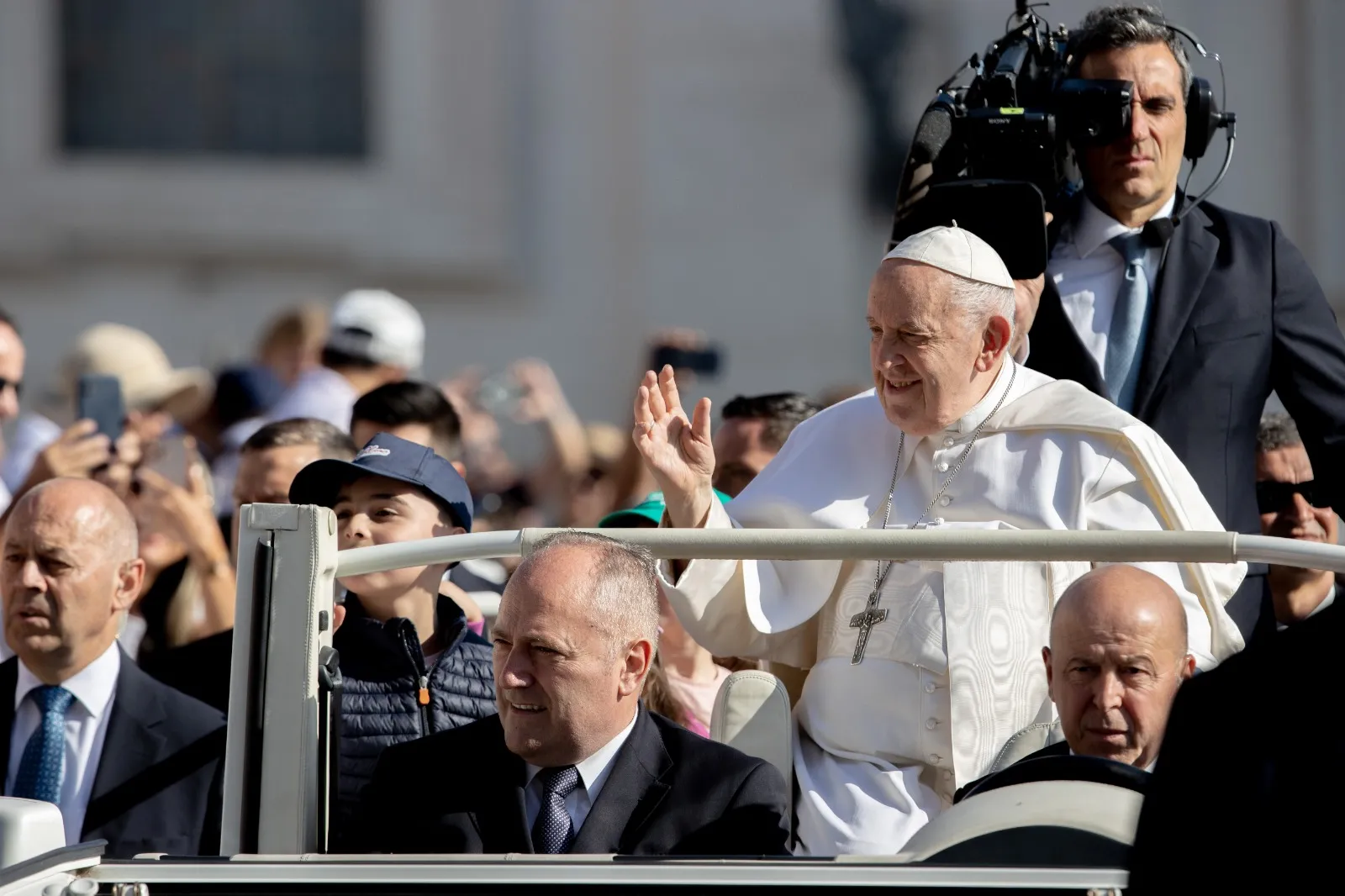 Pope Francis greeted pilgrims in St. Peter's Square on Wednesday, June 7, 2023, a few hours before he will be hospitalized for abdominal surgery under general anesthesia.?w=200&h=150