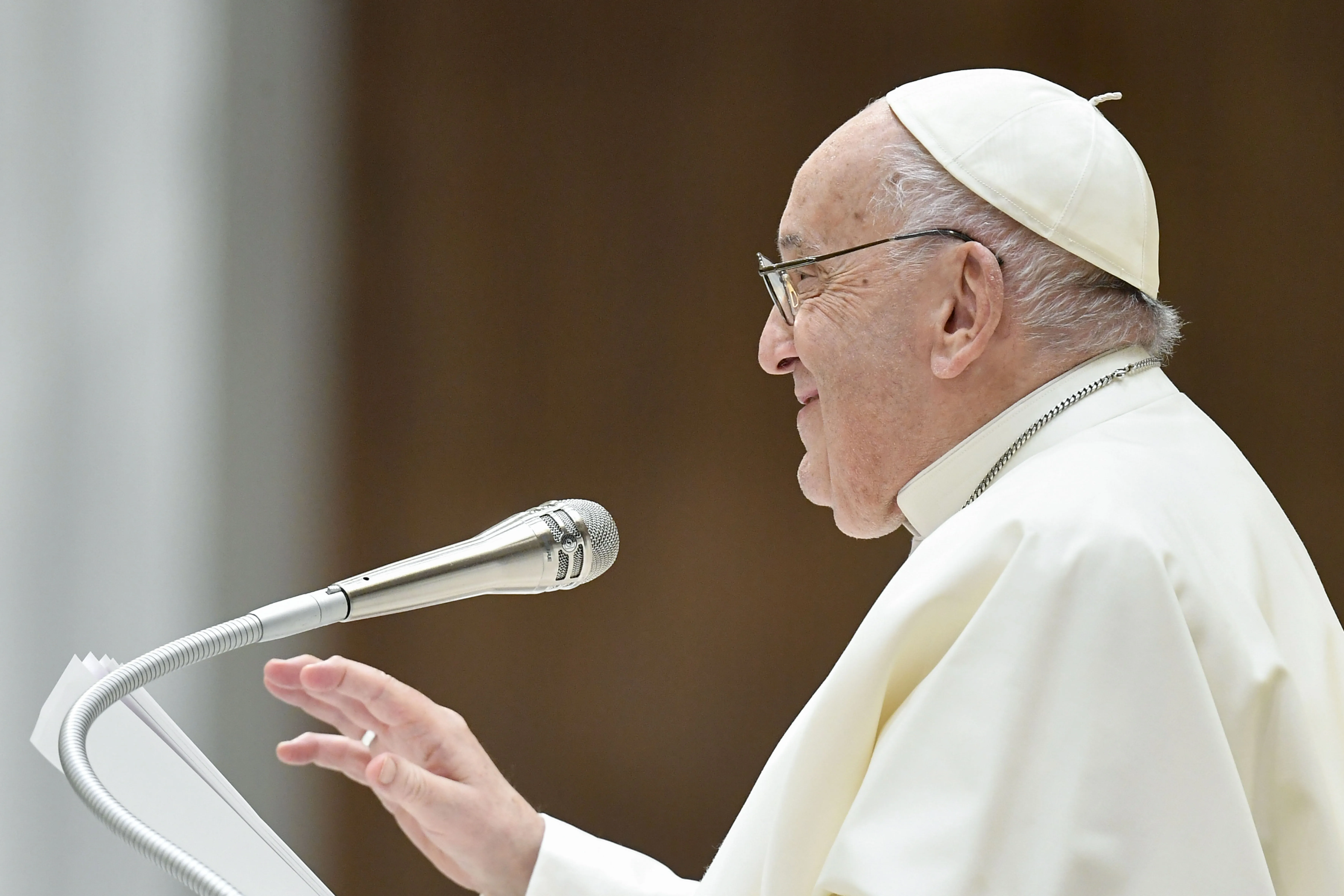 Pope Francis addresses the faithful at his Wednesday general audience on March 27, 2024.?w=200&h=150