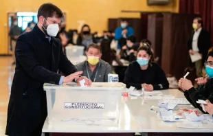 President Gabriel Bóric of Chile votes in a Sept. 4, 2022, election for proposed changes to the country’s constitution. Photo credit: Press Presidency of Chile