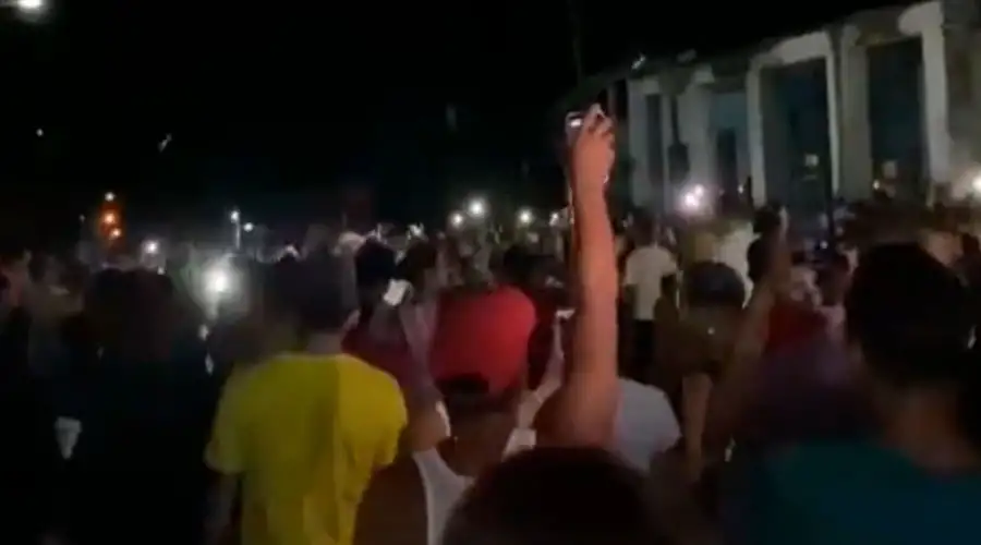 Citizen protests against the Cuban regime in Nuevitas, Camagüey, August 2022. Photo credit: Video capture / Twitter
