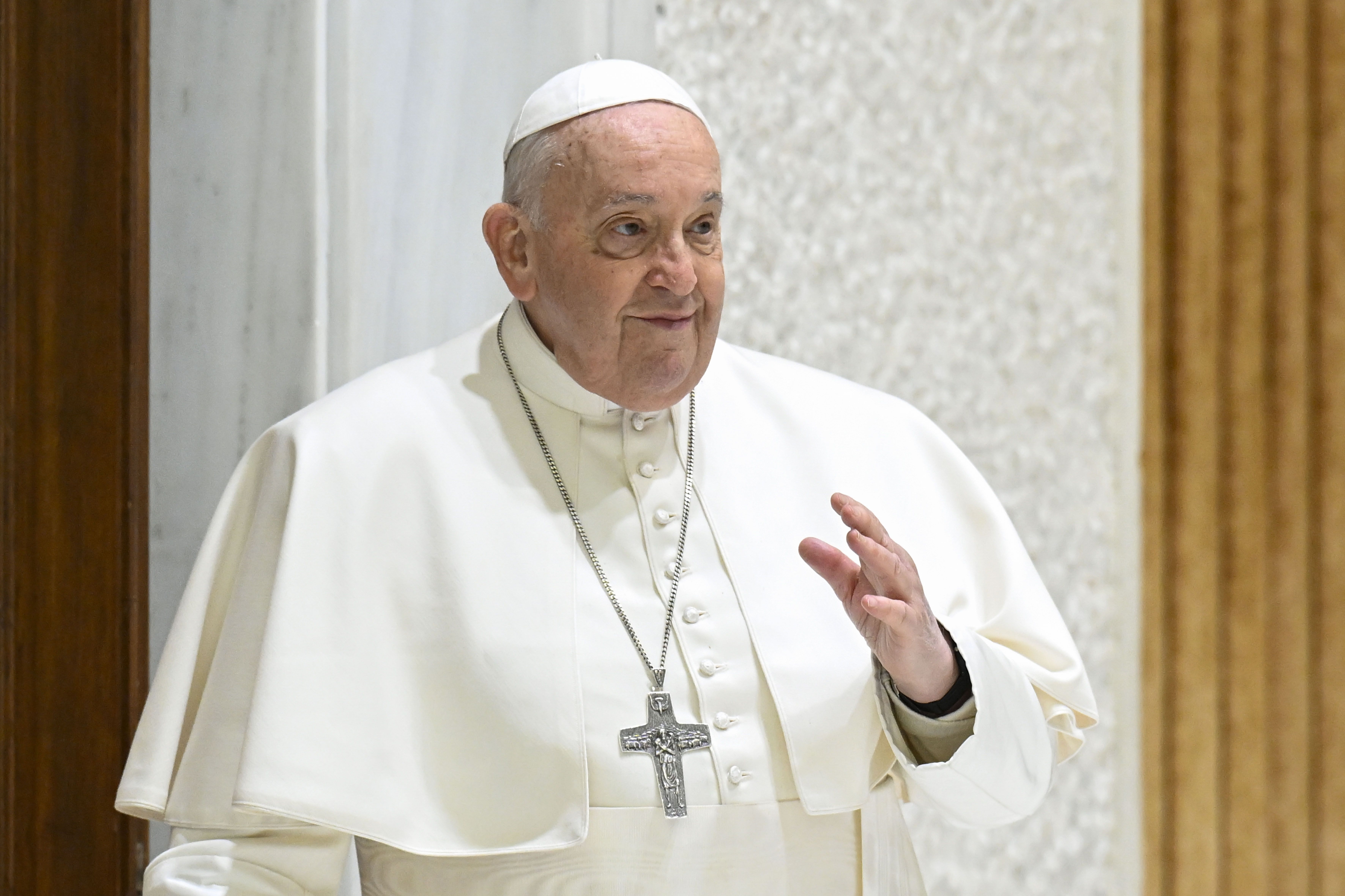 Pope Francis: To be ‘scandalized’ by gay couple blessings is ‘hypocrisy’
