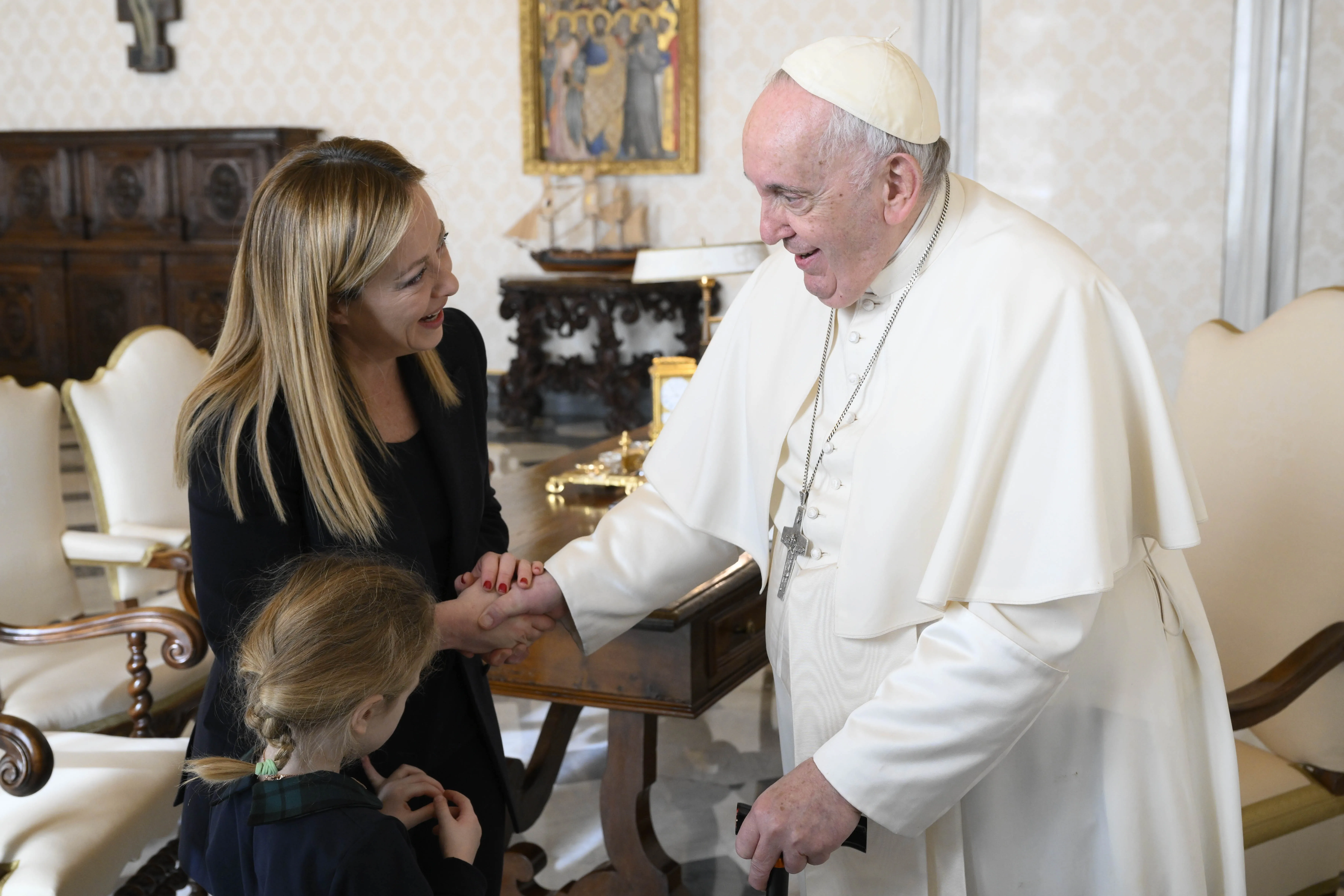 Pope Francis meets Italian Prime Minister Giorgia Meloni and her 6-year-old daughter on Jan. 10, 2023.?w=200&h=150