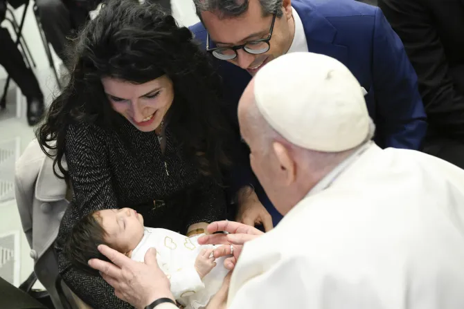 Pope Francis family baby couple Jan. 11, 2023
