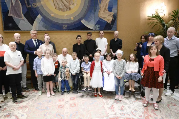 Pope Francis meets with young cancer patients from Poland at the Vatican on May 29, 2023. Credit: Vatican Media