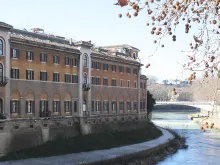 The historic Fatebenefratelli Hospital, on Rome’s Tiber Island.