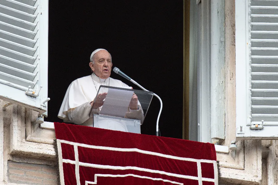 Pope Francis delivers his Angelus address at the Vatican, Feb. 27, 2022.?w=200&h=150