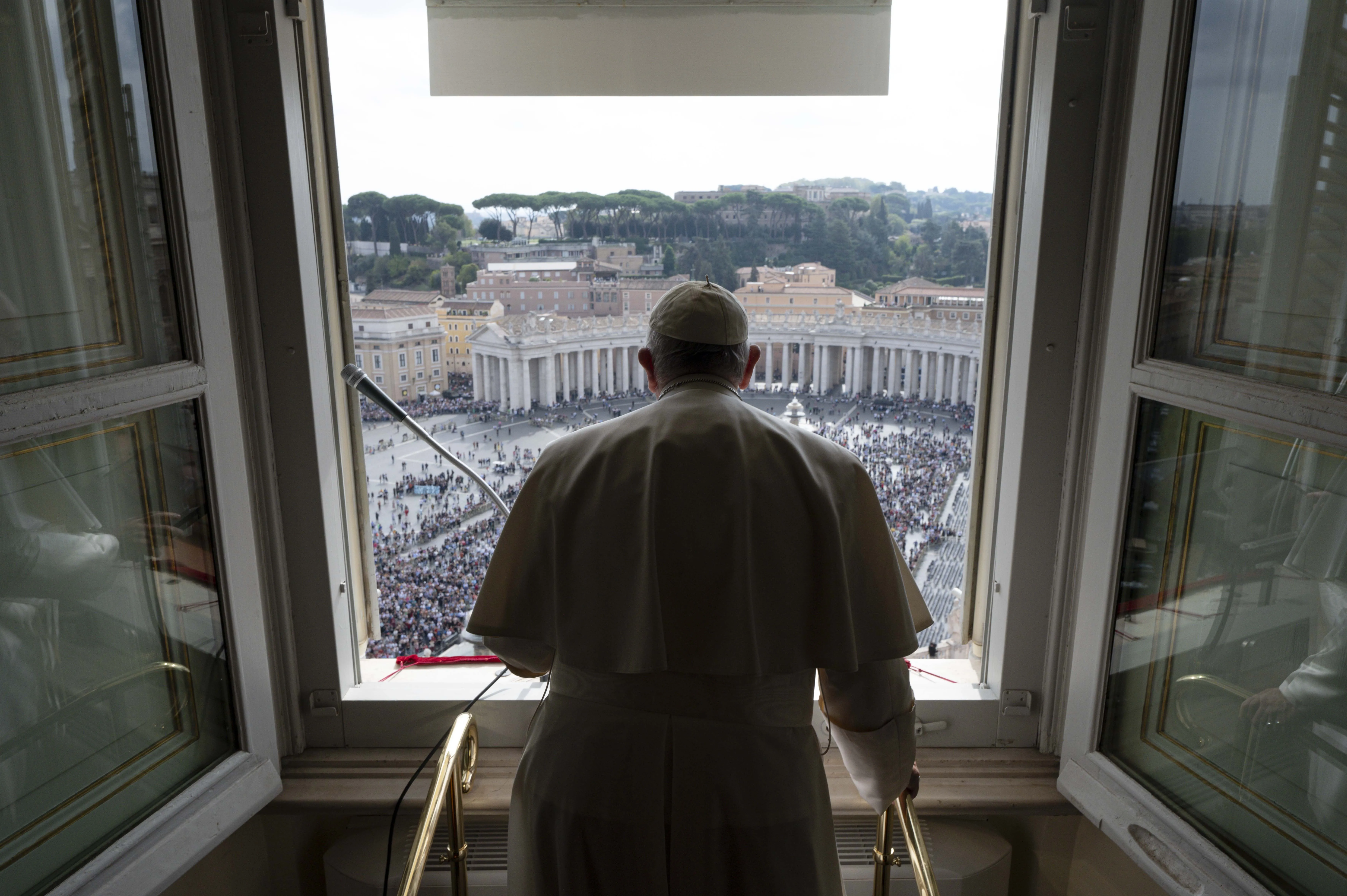 Pope Francis delivers the Angelus address on Oct. 23, 2022.?w=200&h=150