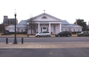 The associated pastor of St. Philip Catholic Church in Franklin, Tennessee, has been removed from his duties after being indicted on charges of sexual abuse. Credit: Nheyob|/Wikimedia|, CC BY-SA 3.0