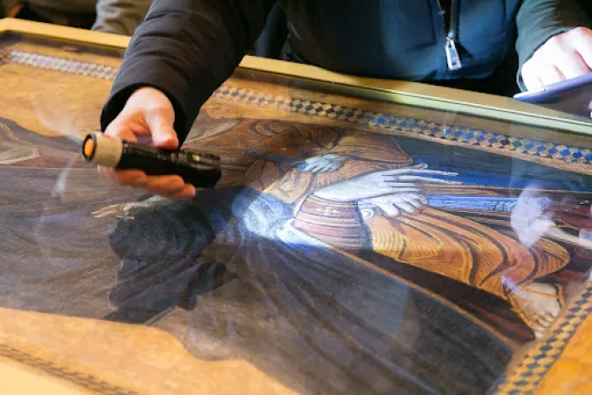 The Salus Populi Romani was checked by Vatican art restorers Jan. 20, 2022.