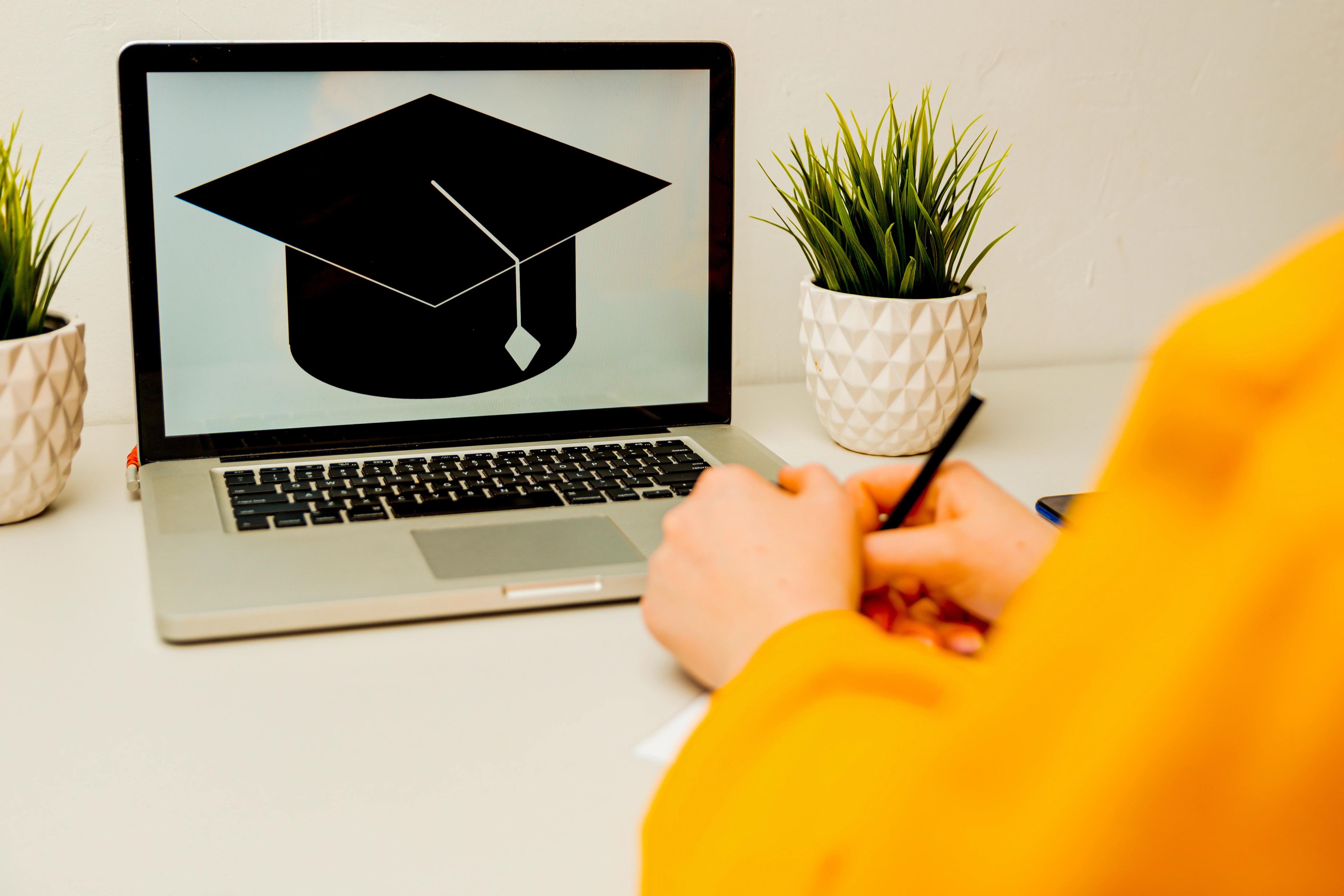 Applications are open for the new scholarship program established by the Bellarmine Fund.?w=200&h=150