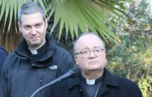 Monsignor Jordi Bertomeu (left) and Archbishop Charles Scicluna in Chile. Credit: Giselle Vargas/ACI Prensa