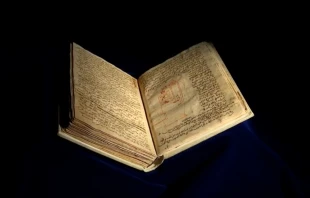 An original manuscript from the Vatican Apostolic Library. Screenshot from Biblioteca Apostolica Vaticana YouTube channel.